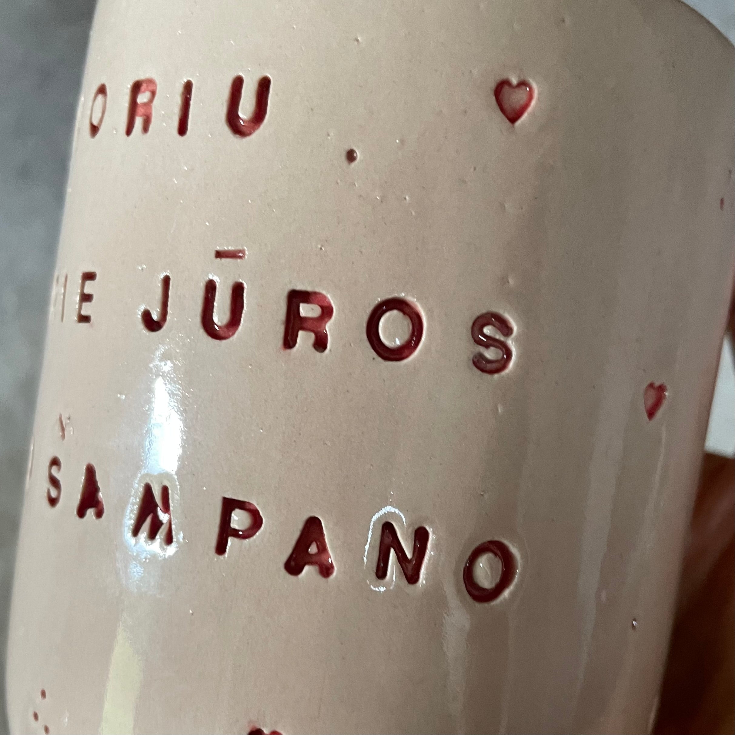 Mug about champagne with hearts