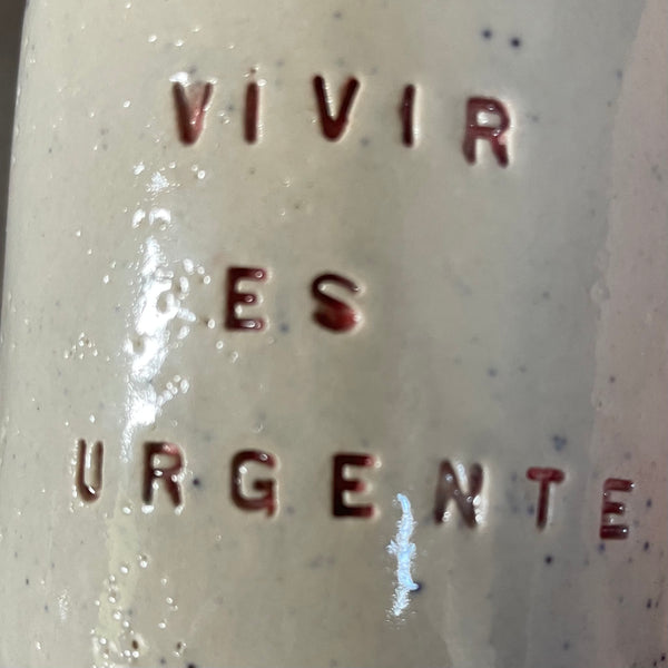 Du maži ispaniški puodeliai