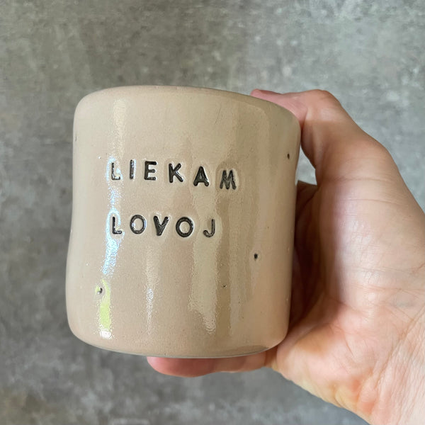 Puodelis be rankenos LIEKAM LOVOJ
