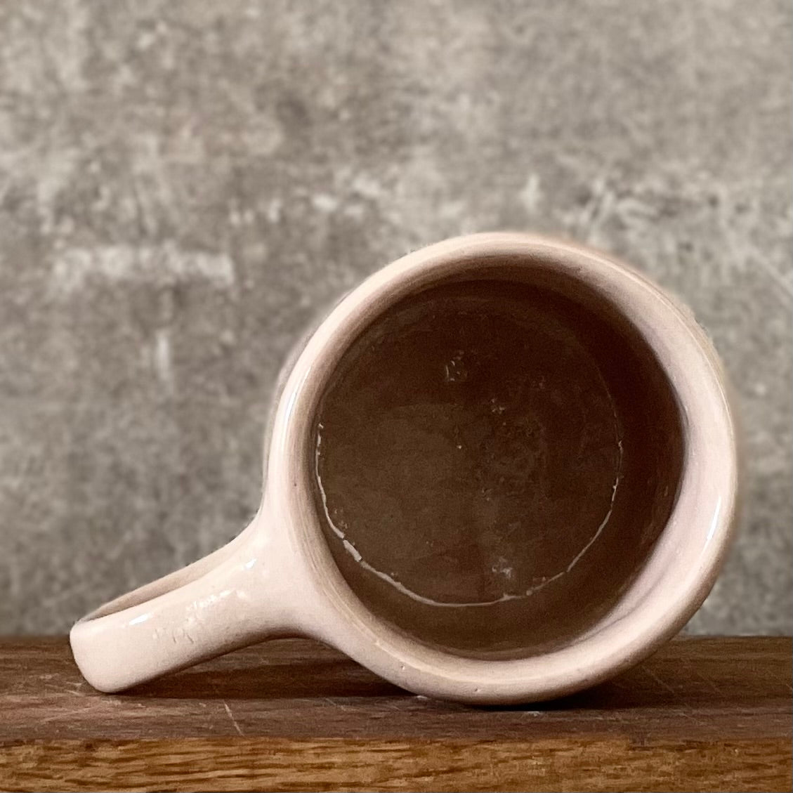 Rausvas puodelis JUST DANCE