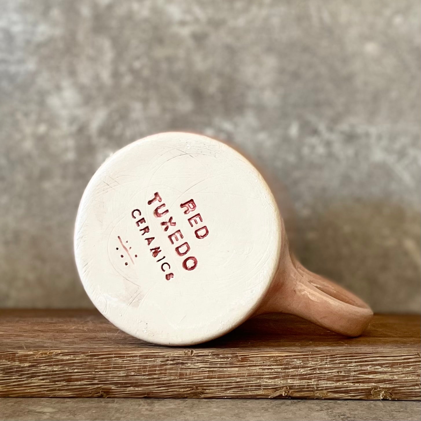 Ping mug with phrase about coffee