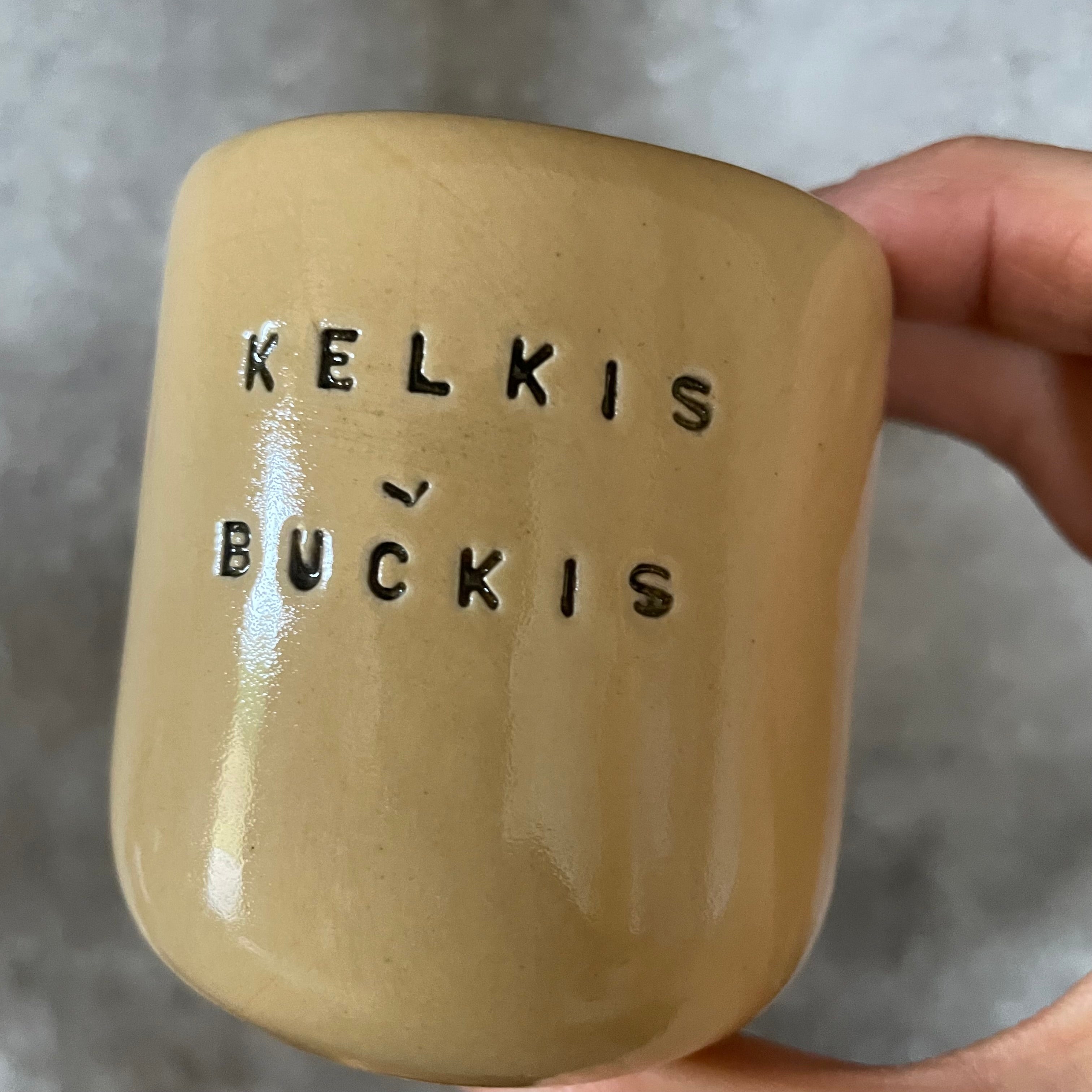 Porelė mažų puodelių KELKIS BUČKIS