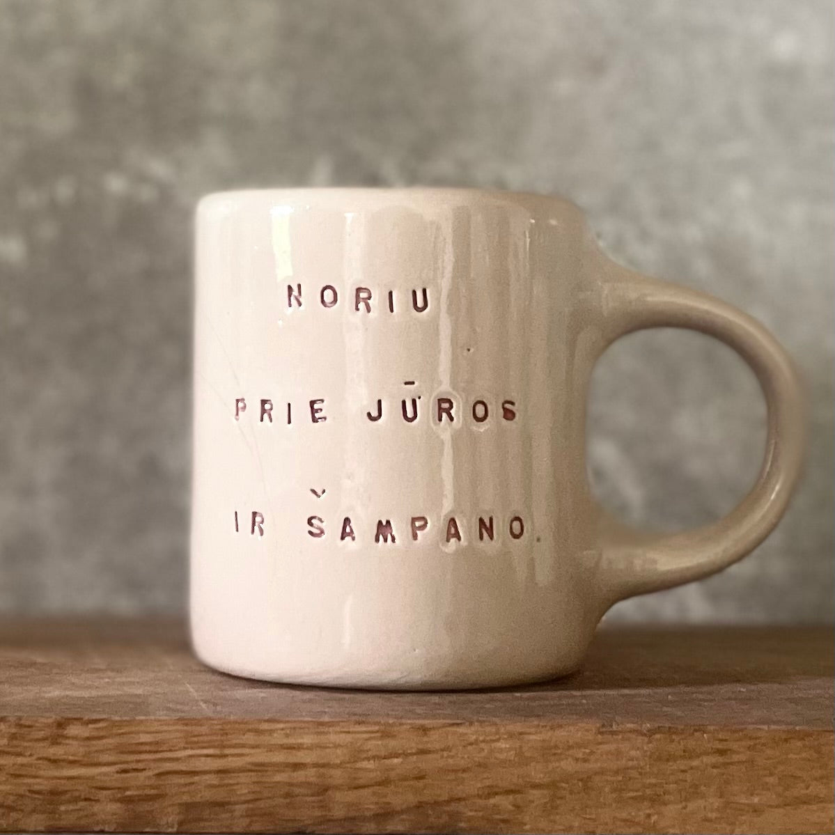 Smaller mug about champagne