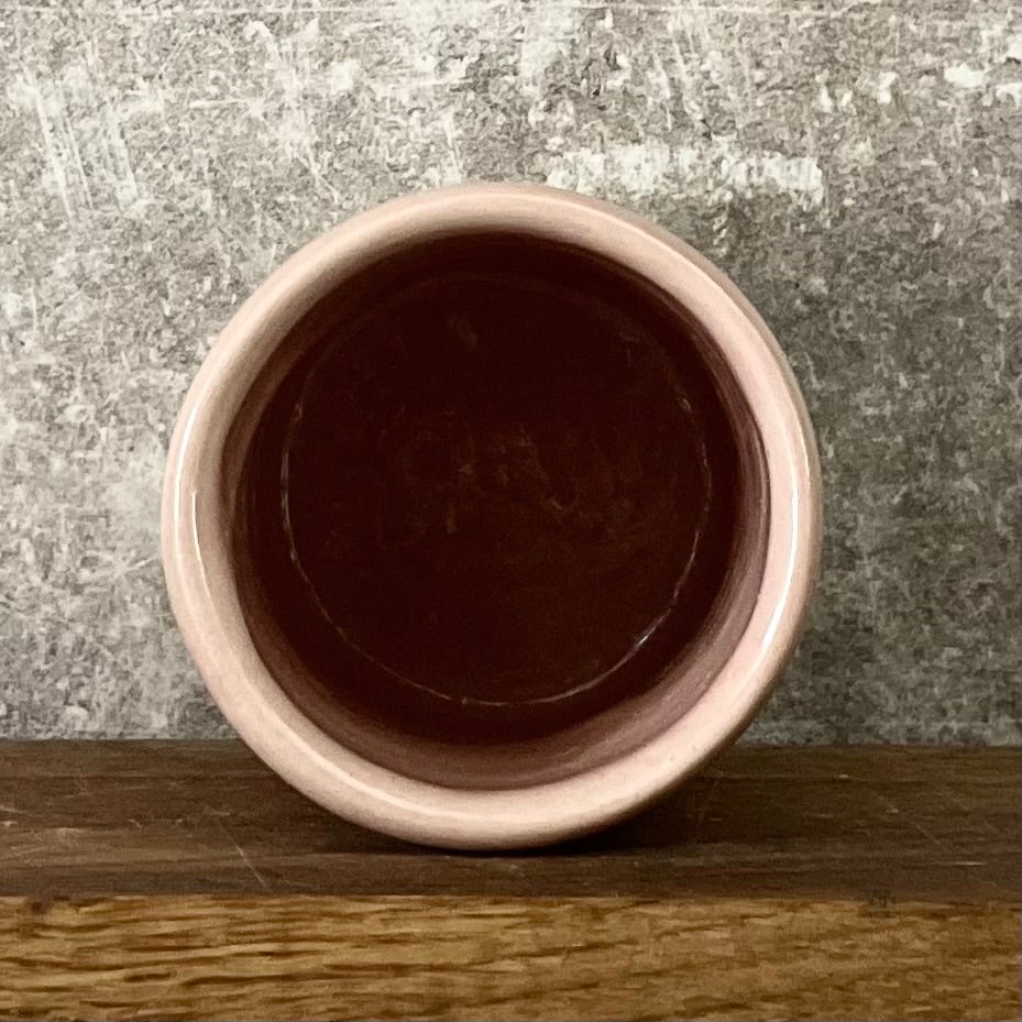 Puodelis su smagiu užrašu