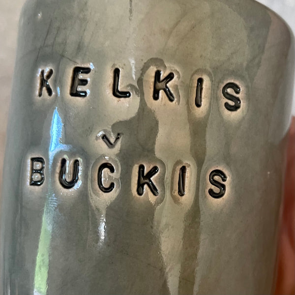 Pilkas puodelis "Kelkis, bučkis" 150 ml
