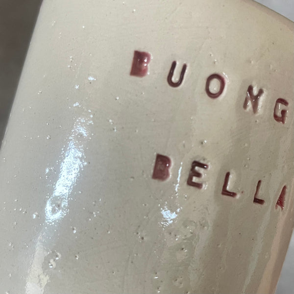 Du maži espresso puodeliai