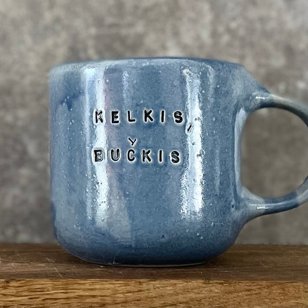 Big blue mug with saying in Lithuanian