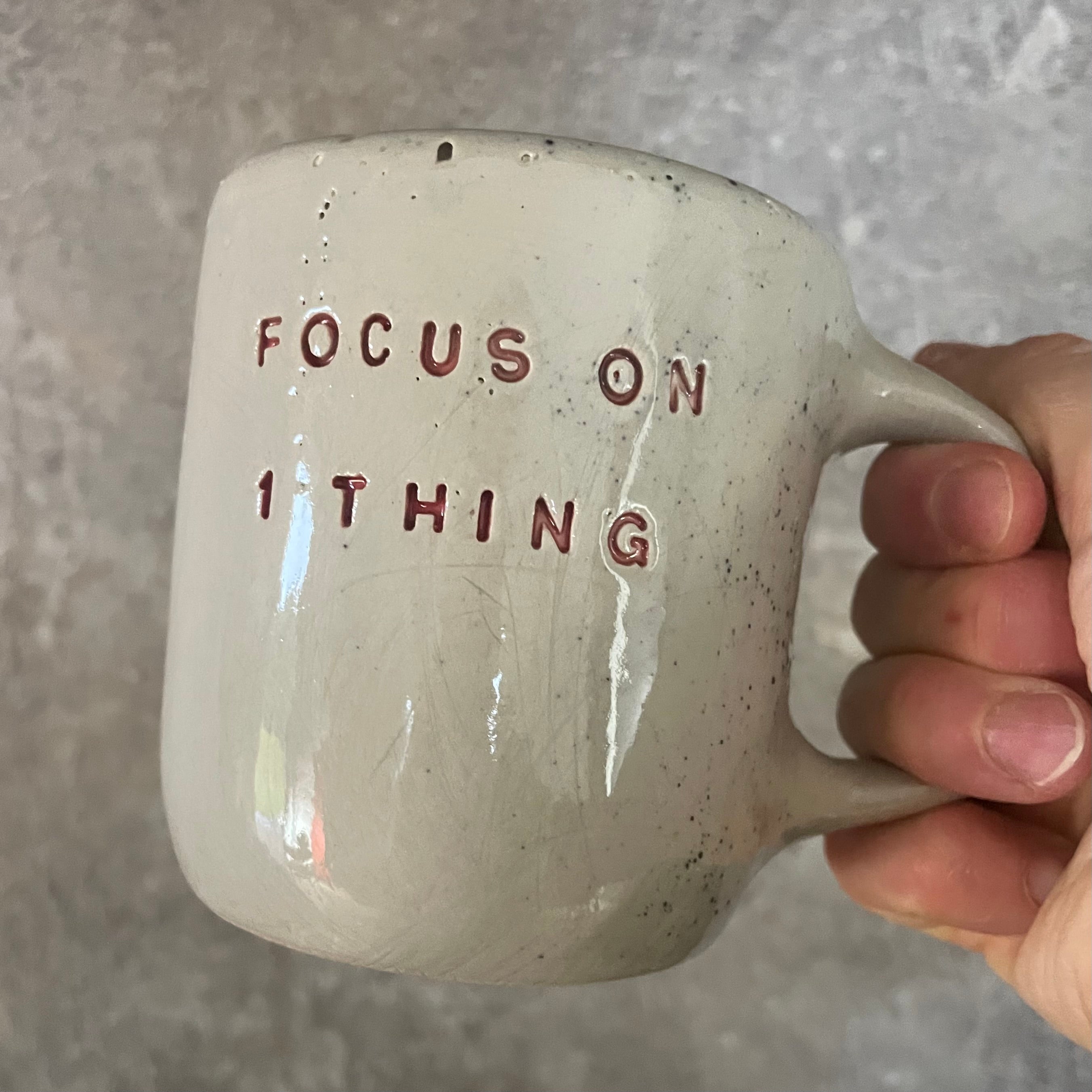 Off-white mug FOCUS