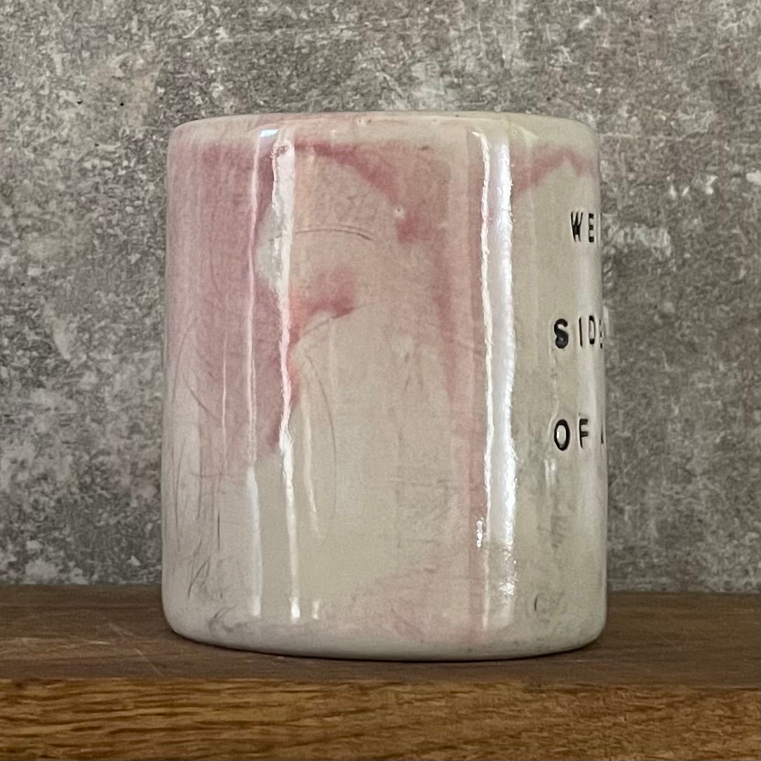 Netolygiai rožinis vienetinis puodelis