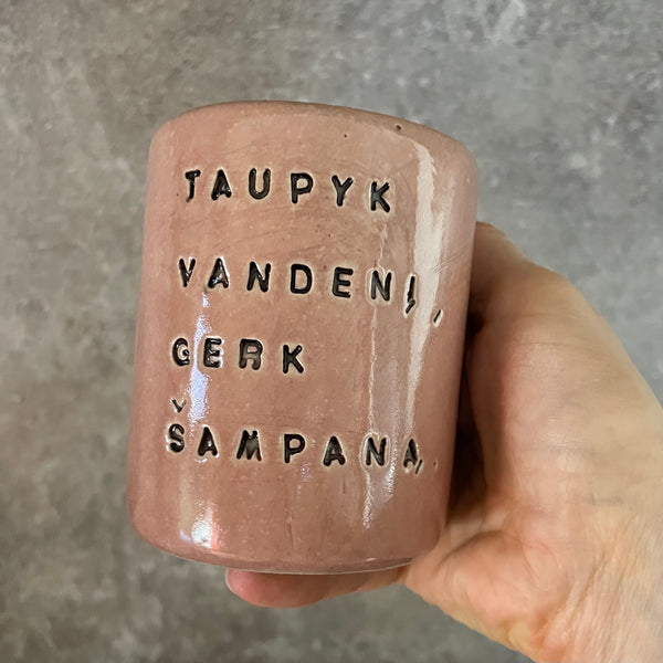 Pink funny mug about champagne