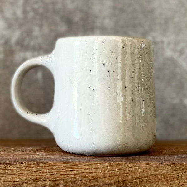 Speckled medium mug with words about hope