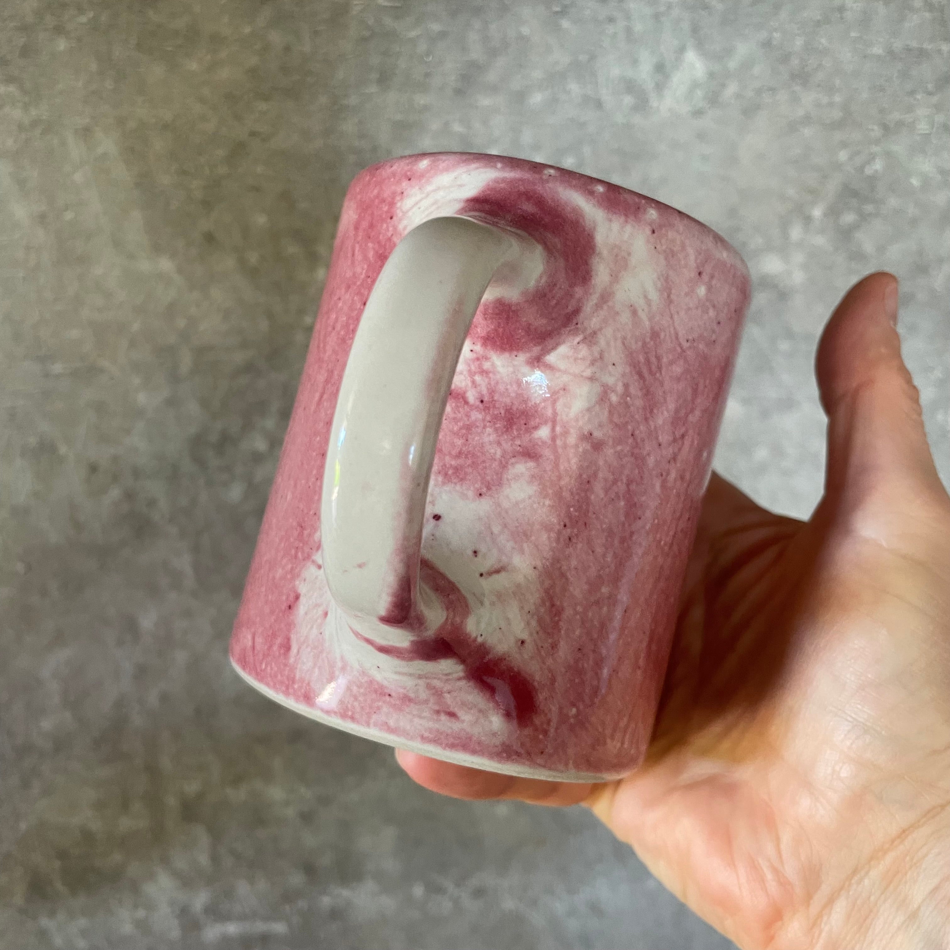 Irregularly pink mug KELKIS BUČKIS
