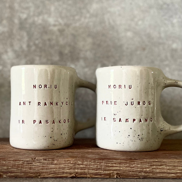 Lovely set of medium mugs