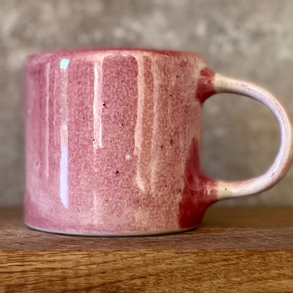 Sweet mug with strong discoloration