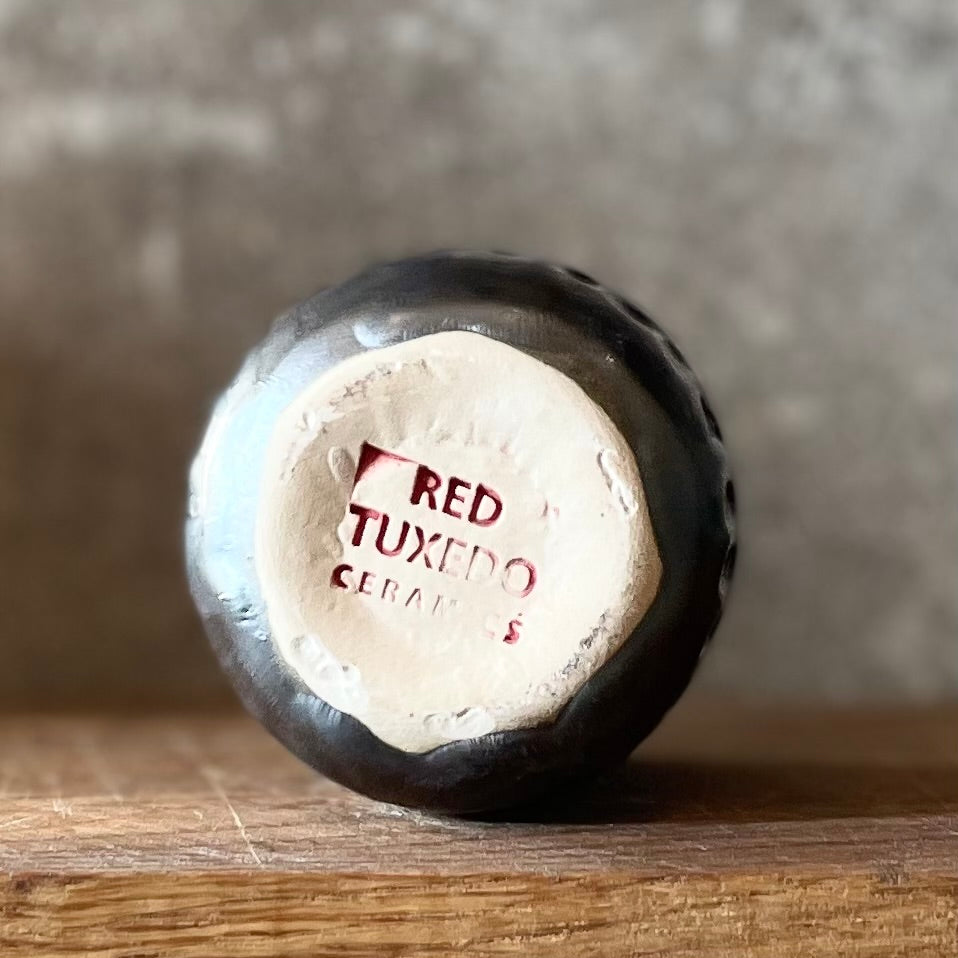 Labai mažas tamsus puodelis AS TAVE MYLIU