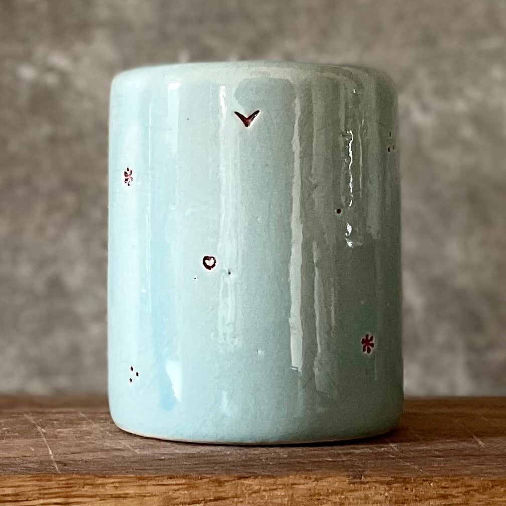 Puodelis be rankenos PAVASARIS