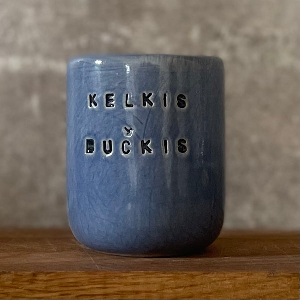 Mėlynas puodelis "Kelkis, bučkis" 150 ml