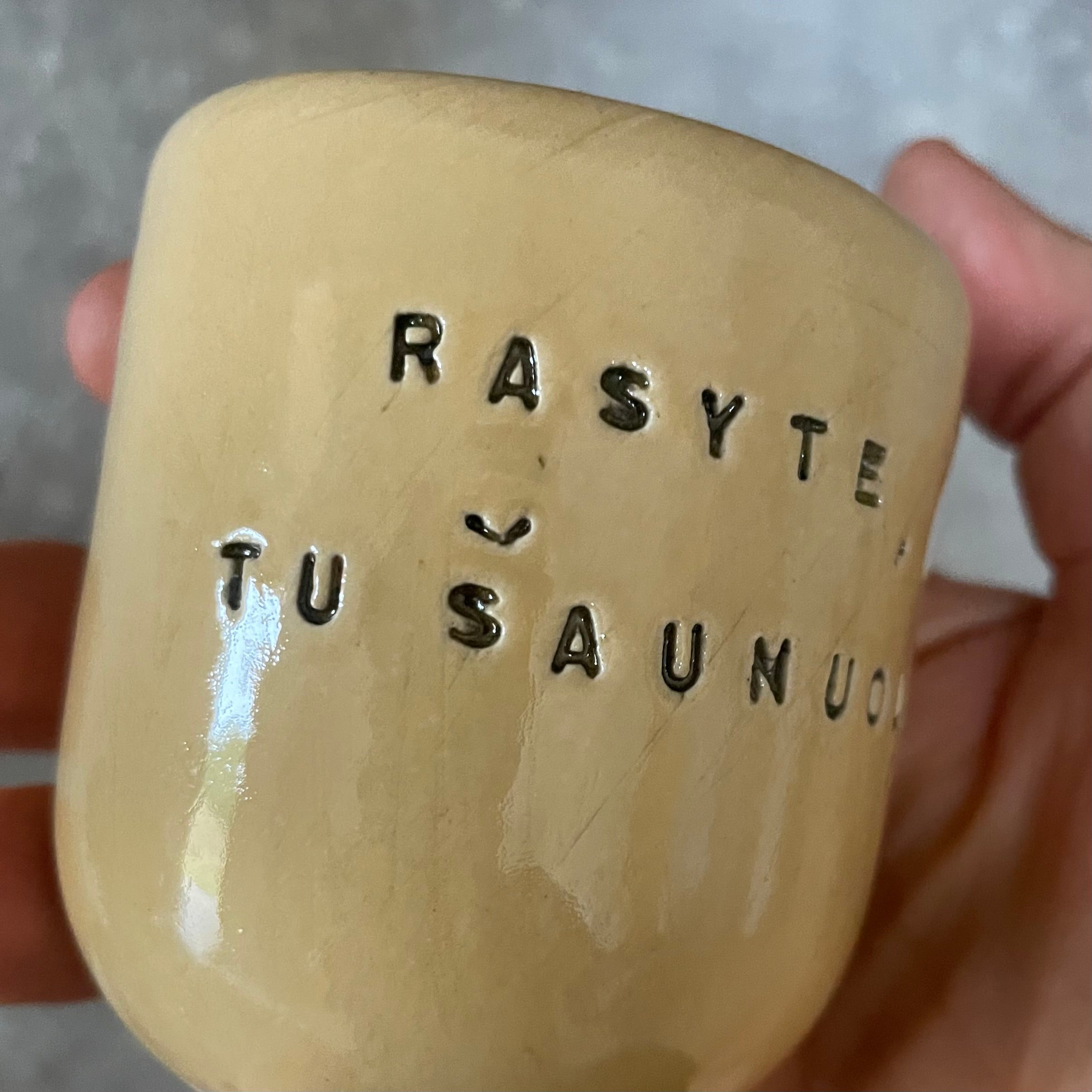 Mažytis puodelis Rasai