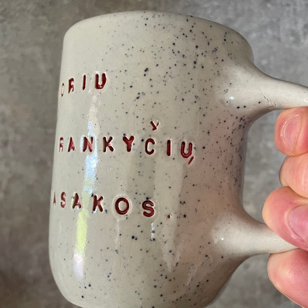 Ceramic mug NORIU PASAKOS