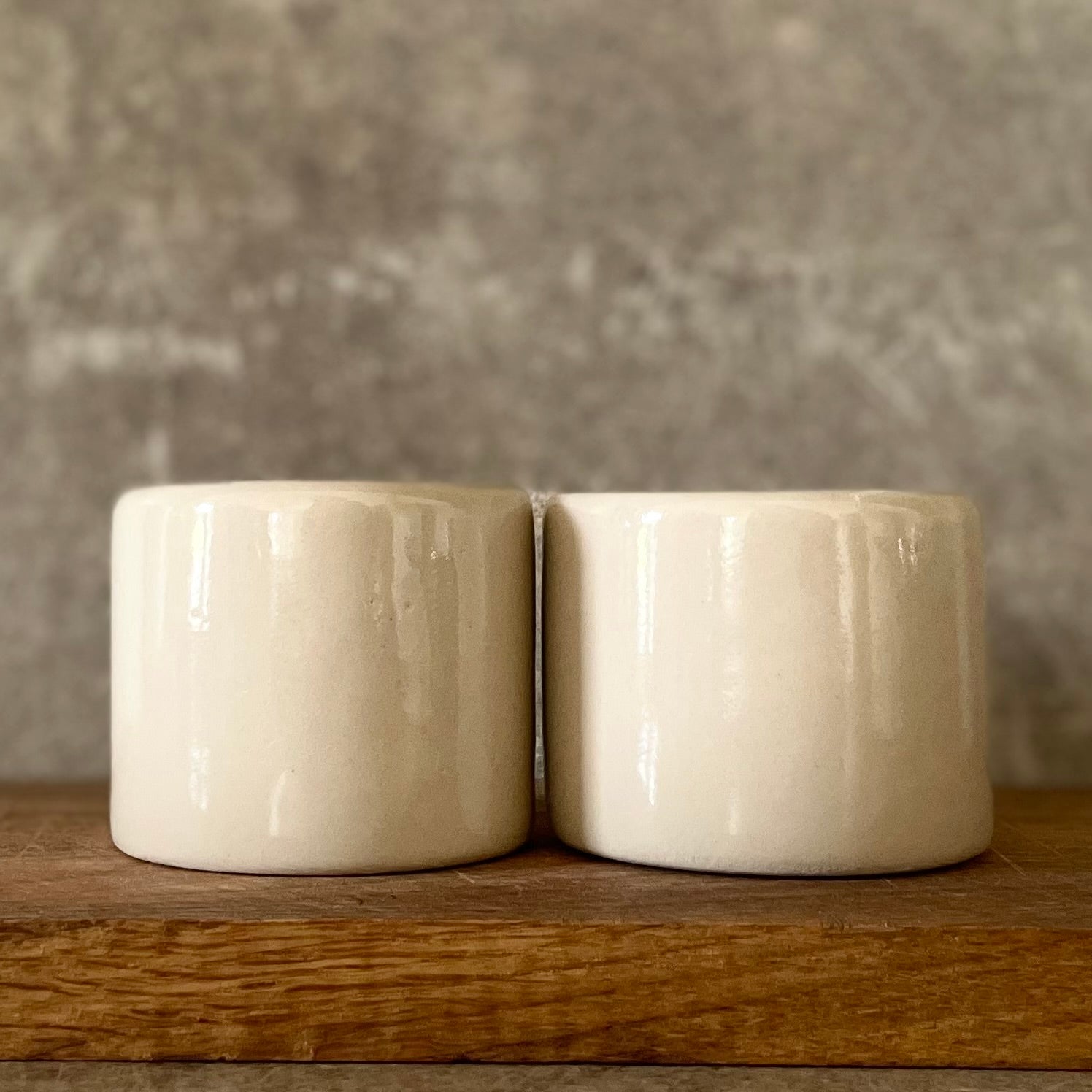 Small mugs DABAR and CIA