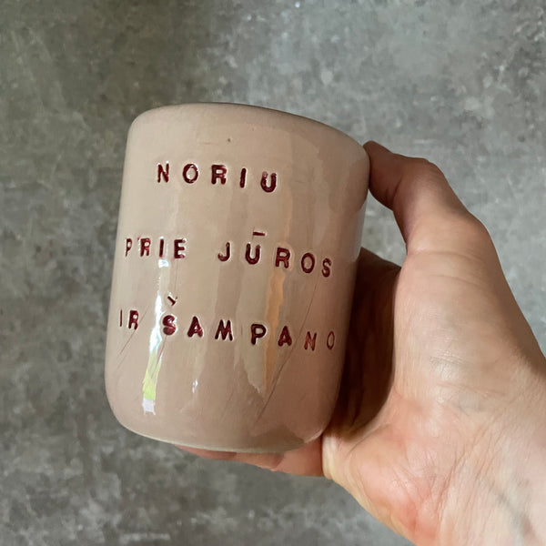 Rausvas puodelis NORIU ŠAMPANO