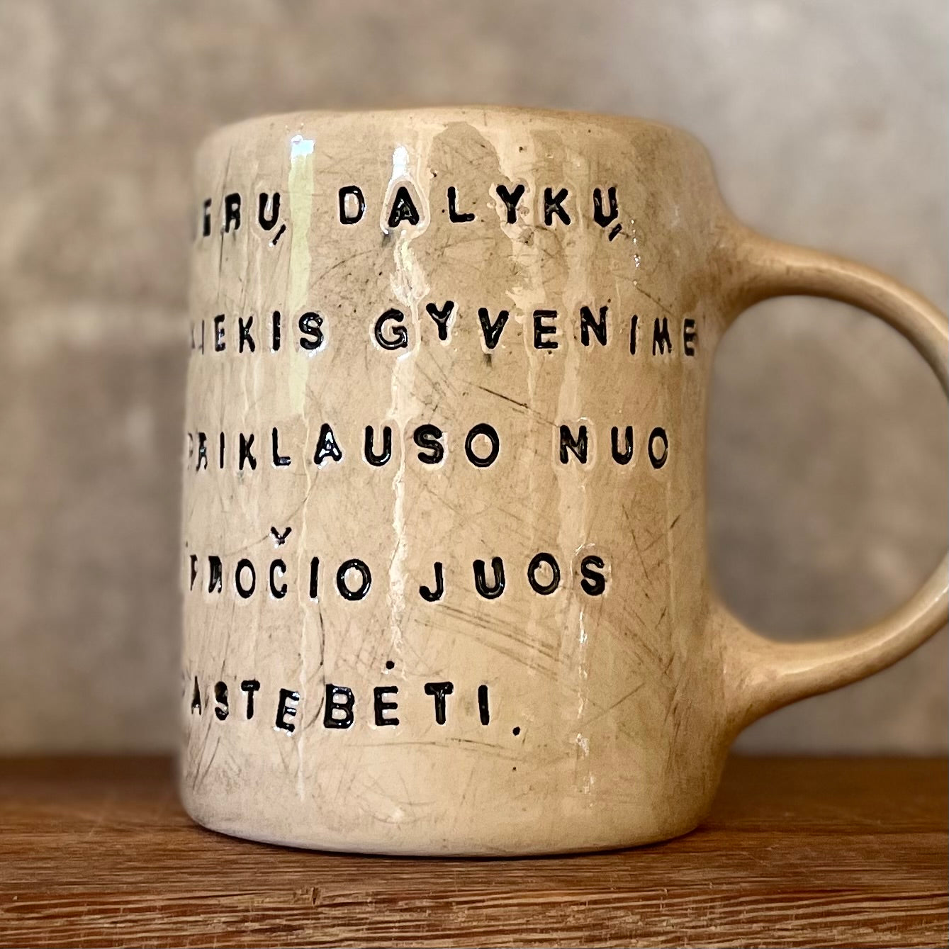 Rusvas puodelis apie gerus dalykus
