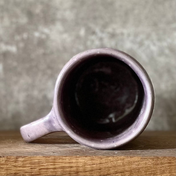 Violetinis puodelis DABAR