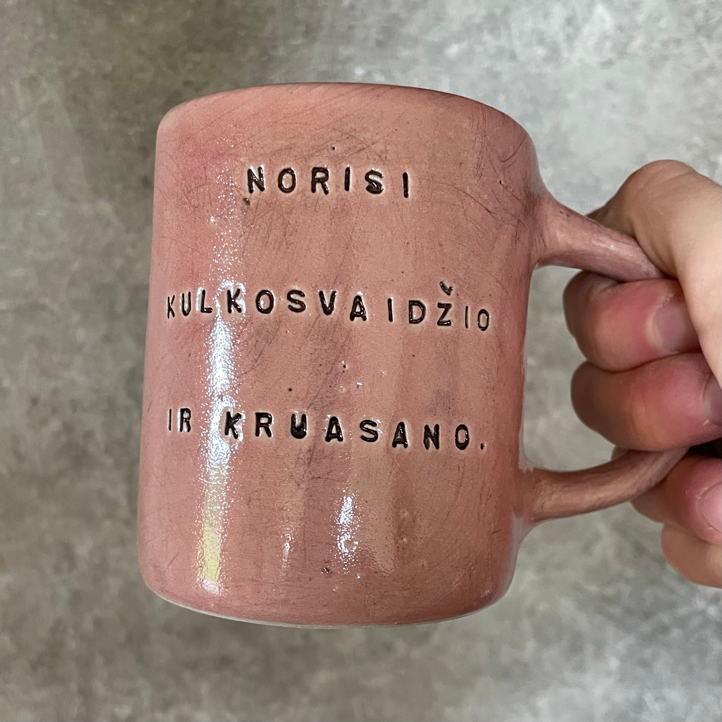 Mug with funny phrase in Lithuanian