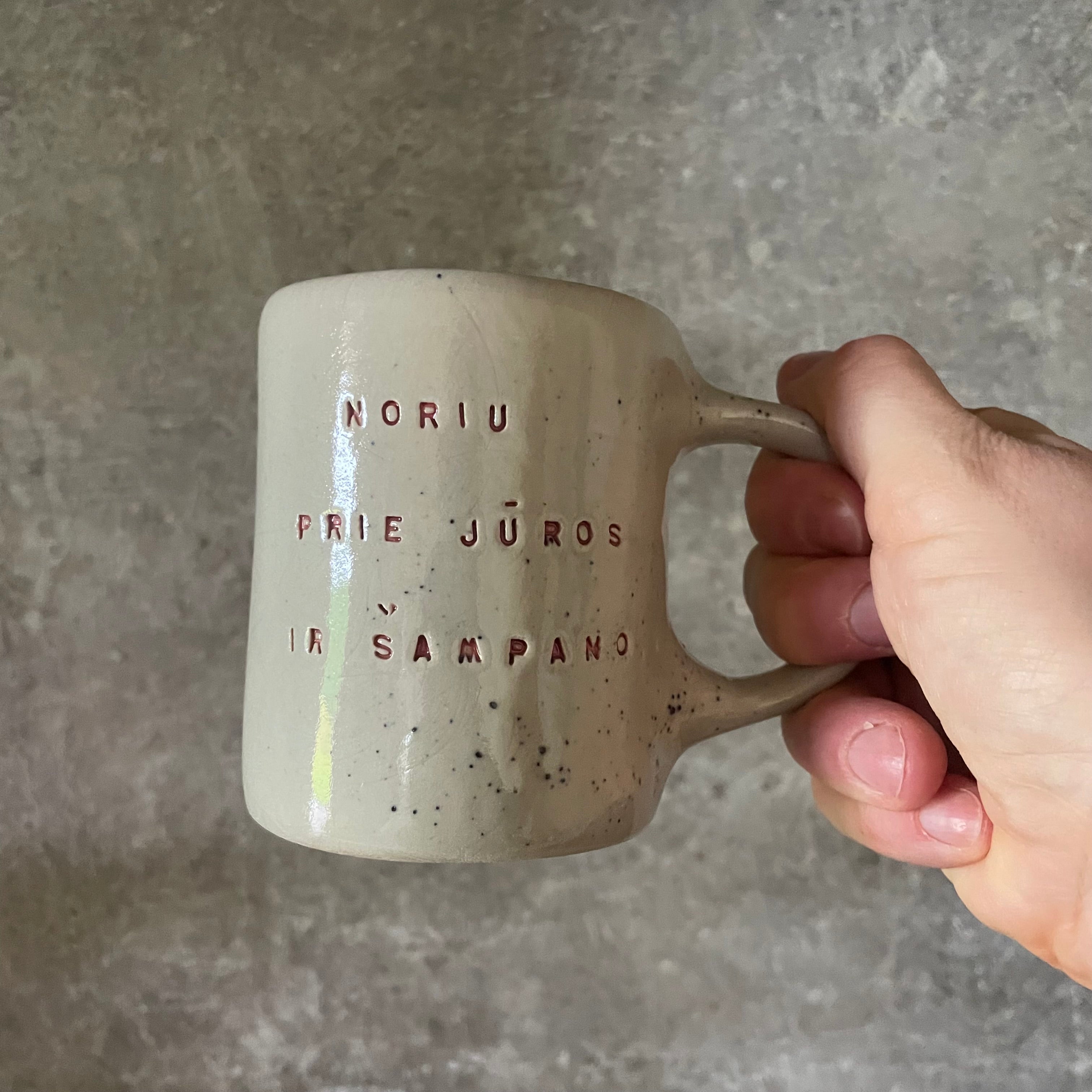 Lovely set of medium mugs