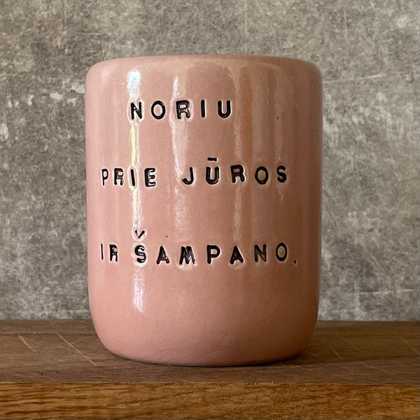 Rausvas puodelis NORIU ŠAMPANO