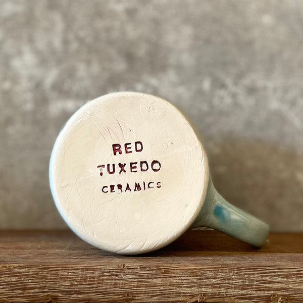 Blue mug with funny phrase in Lithuanian