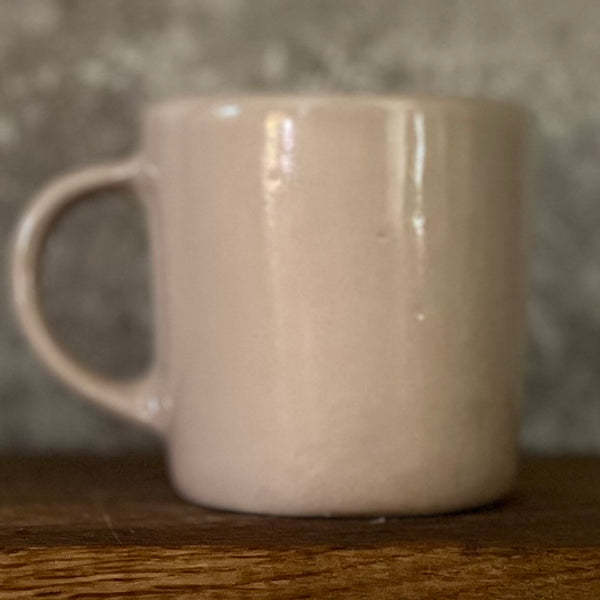 Puodelis su užrašu apie Prosecco