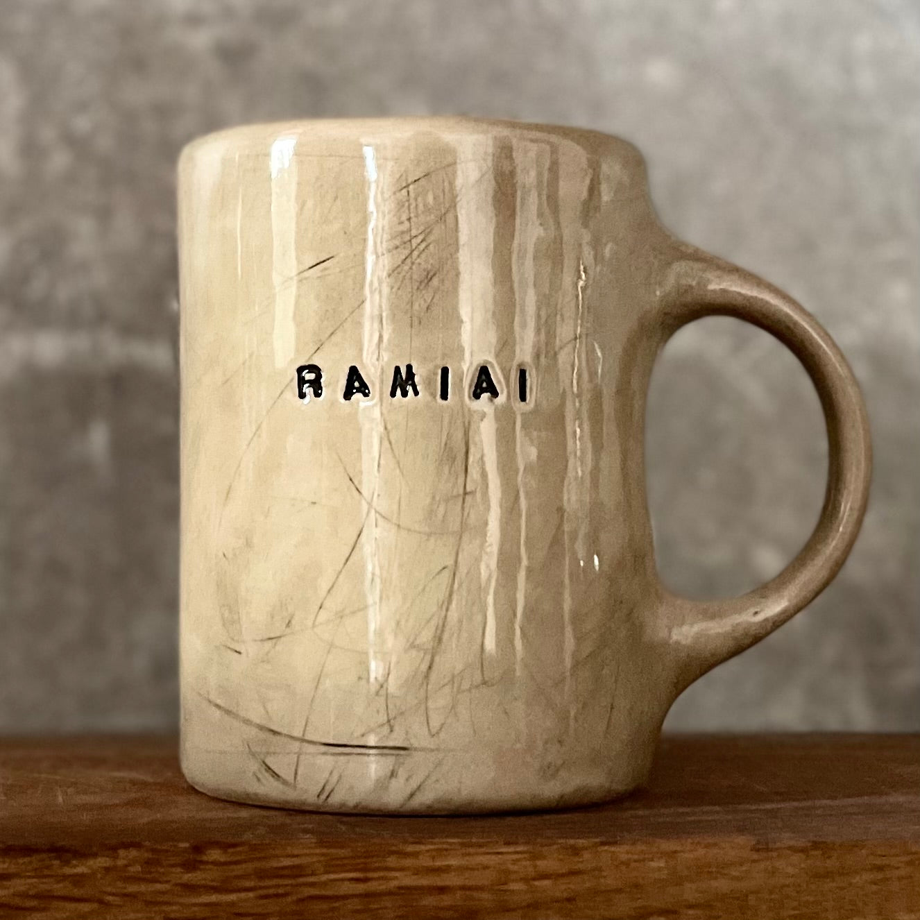 Rusvas puodelis RAMIAI