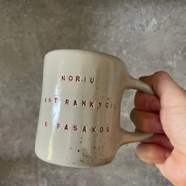 Lovely set of medium mugs