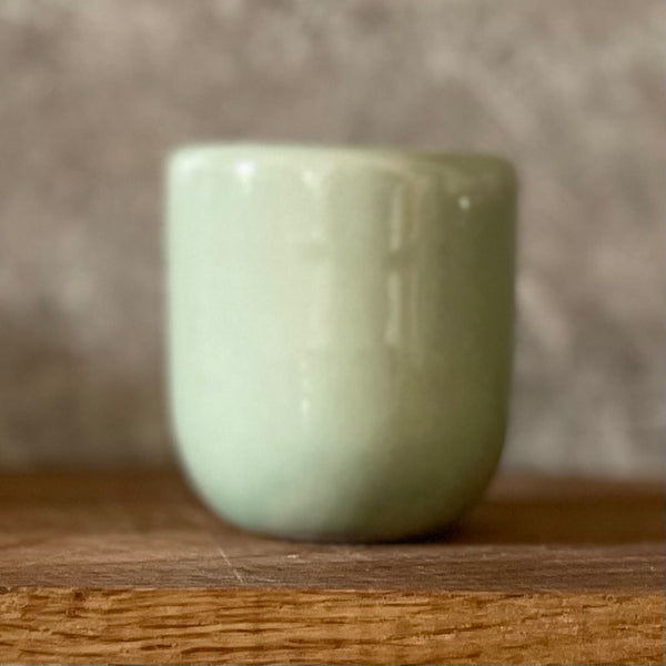 Mažytis puodelis Astai