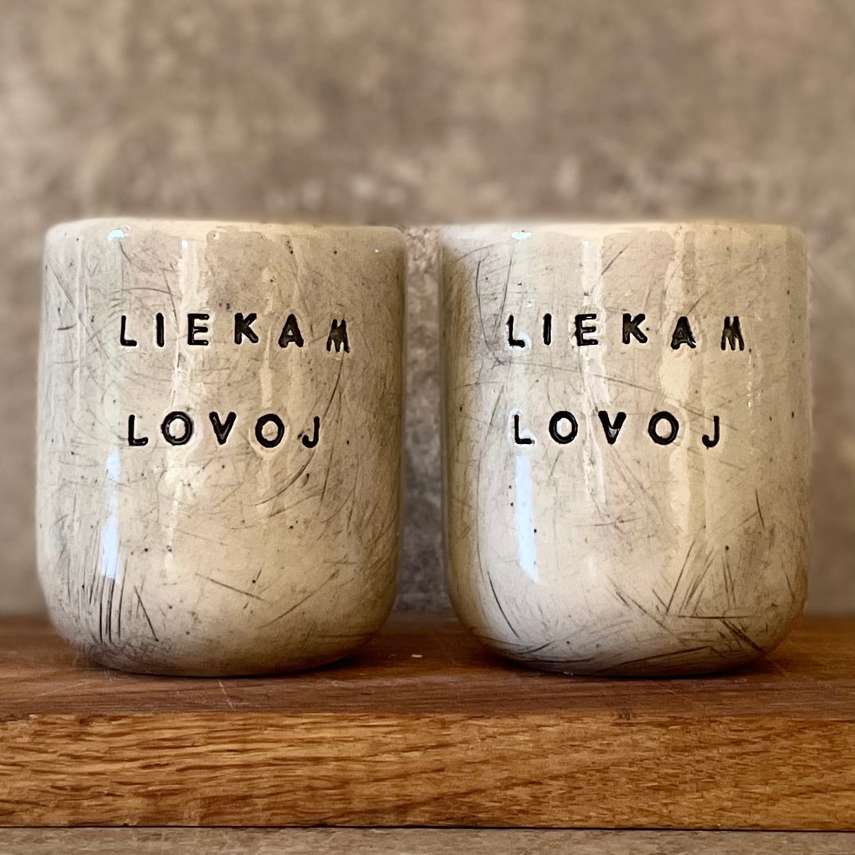 Speckled small mugs without handle 