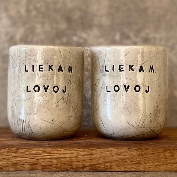 Speckled small mugs without handle "Liekam lovoj'