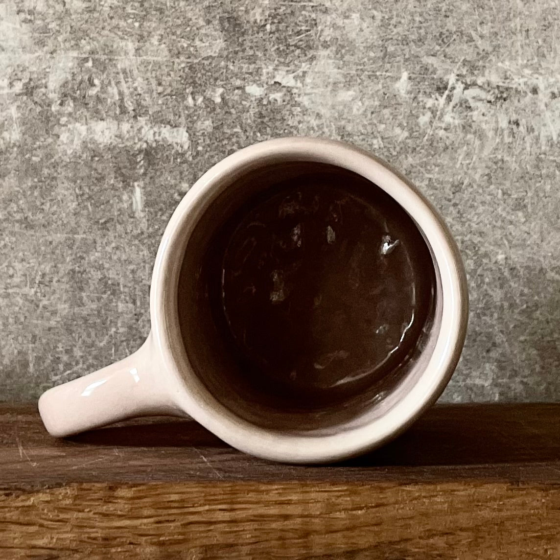 Pink mug about champagne