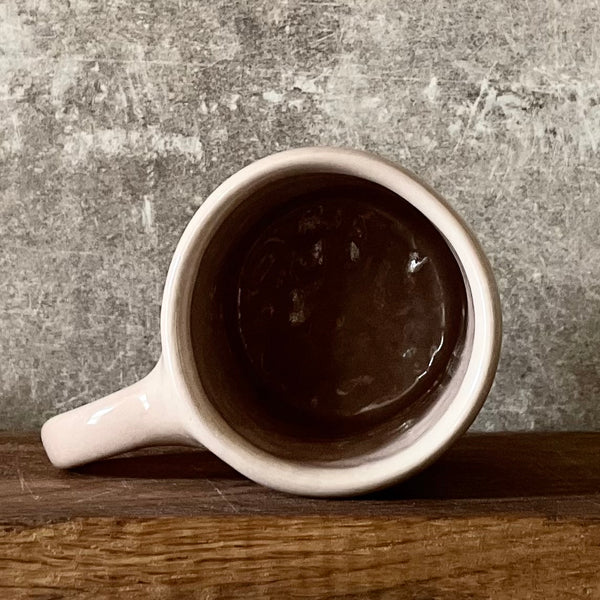 Pink mug about champagne