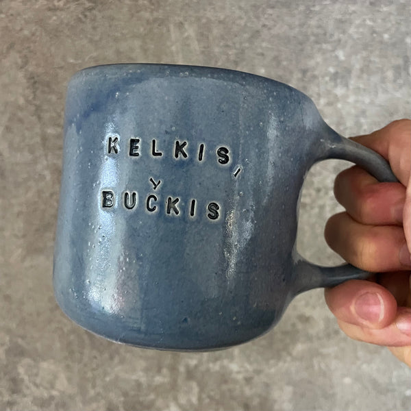 Big blue mug with saying in Lithuanian
