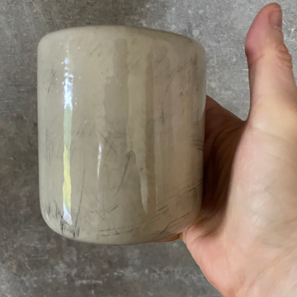 Tumbler mug with word in Lithuanian NAMAI