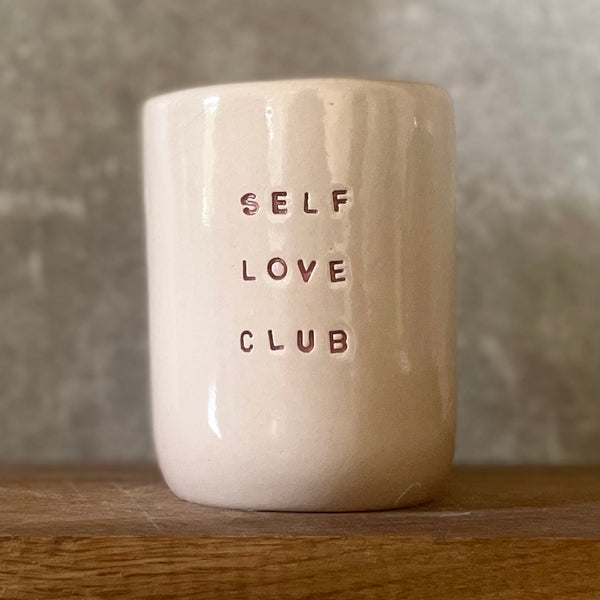 Puodelis be rankenos SELF LOVE CLUB