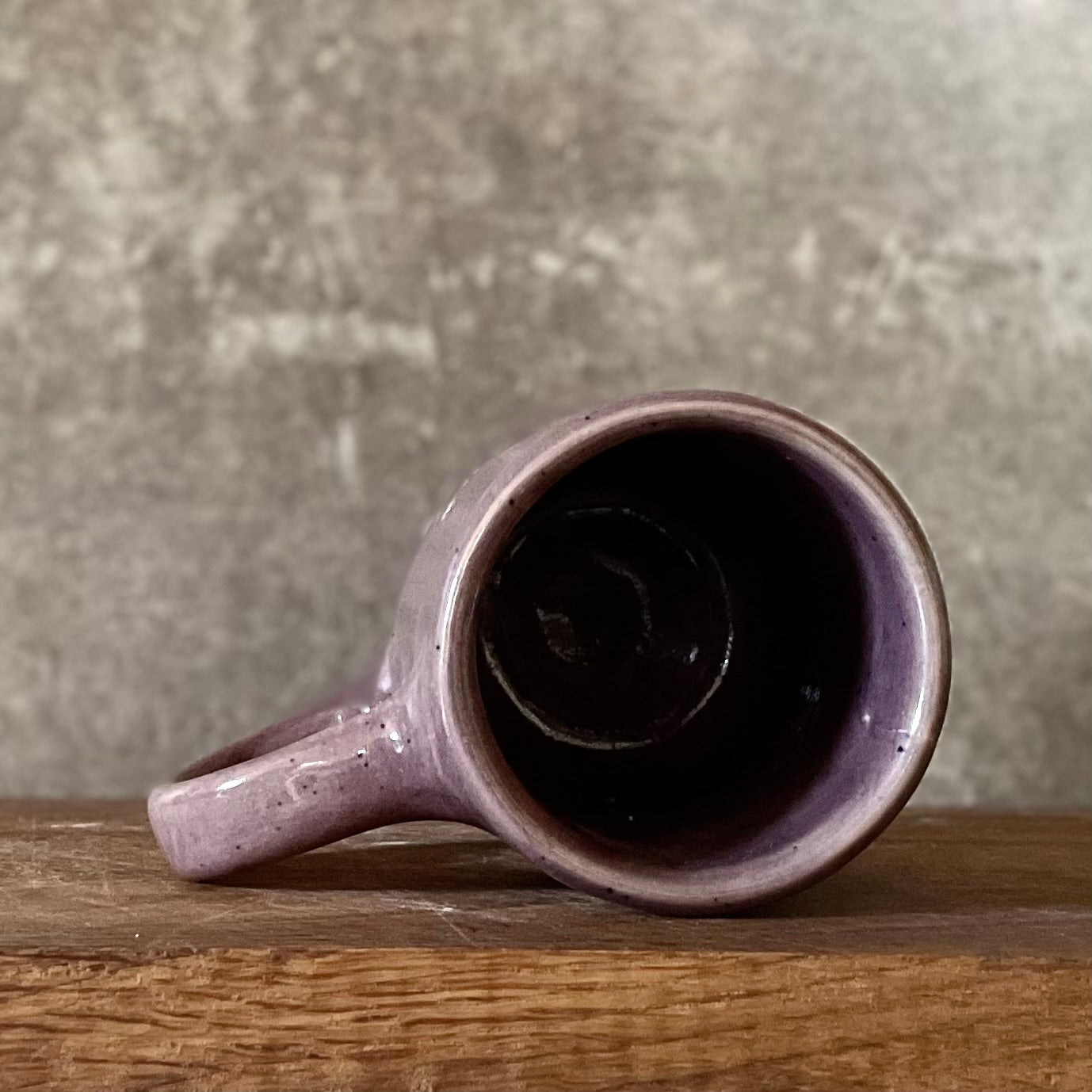 Violetinis mažas puodelis NORIU ŠAMPANO