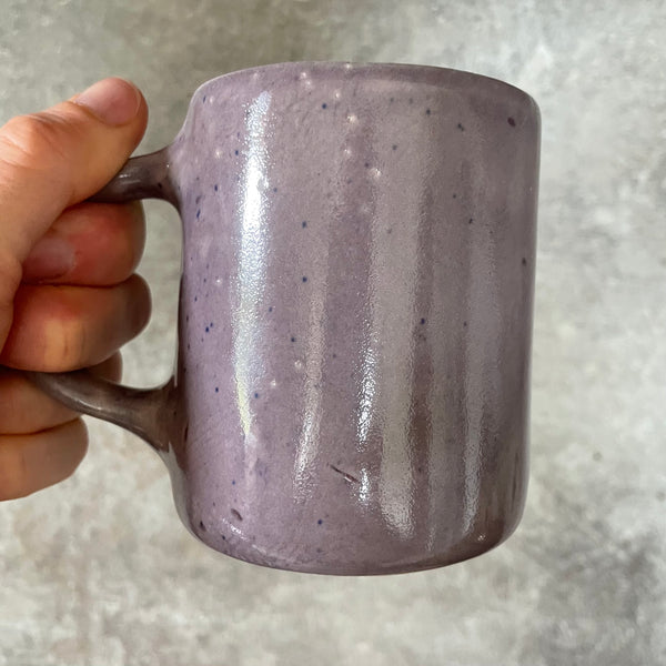 Violetinis puodelis DABAR