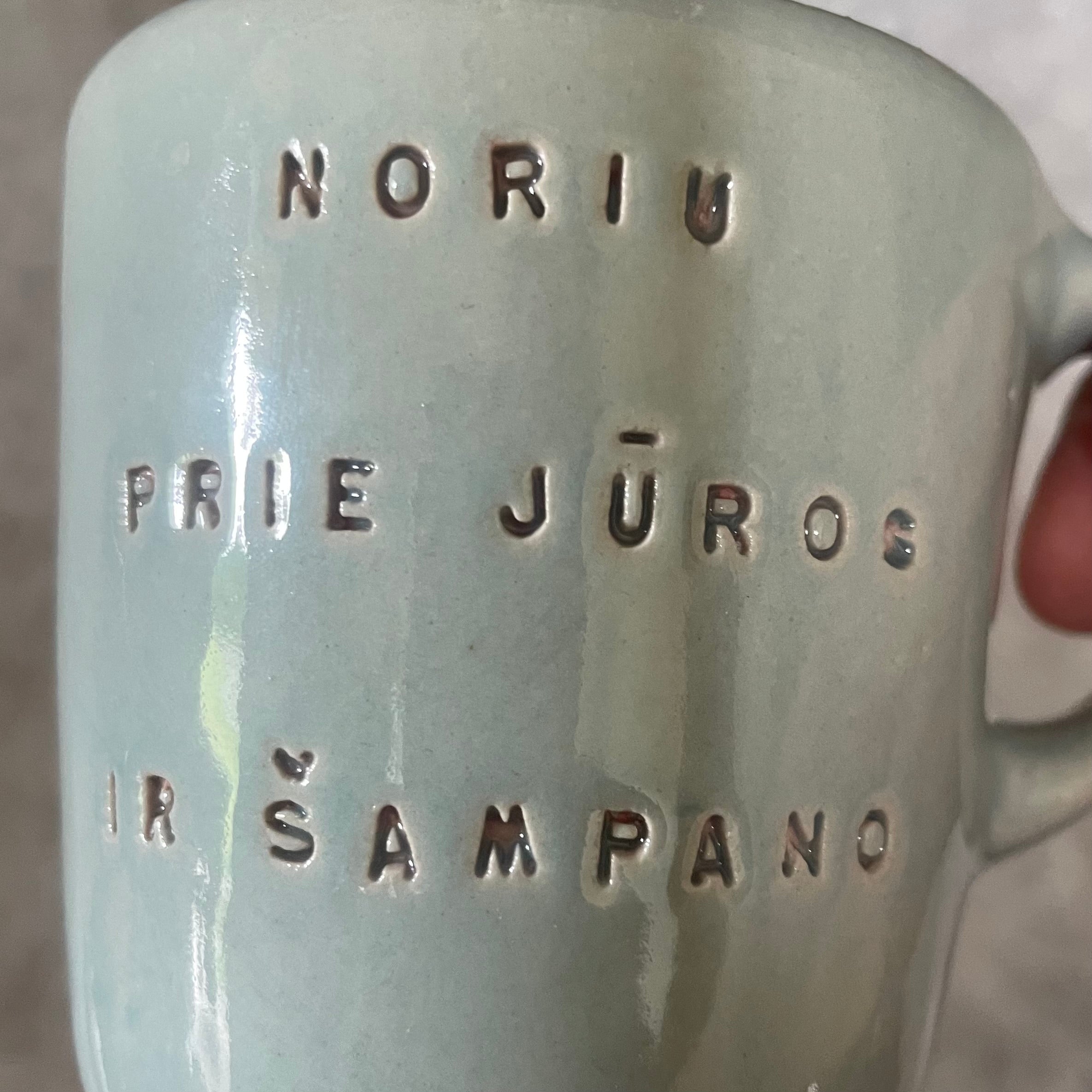 Melsvas mažas puodelis NORIU ŠAMPANO