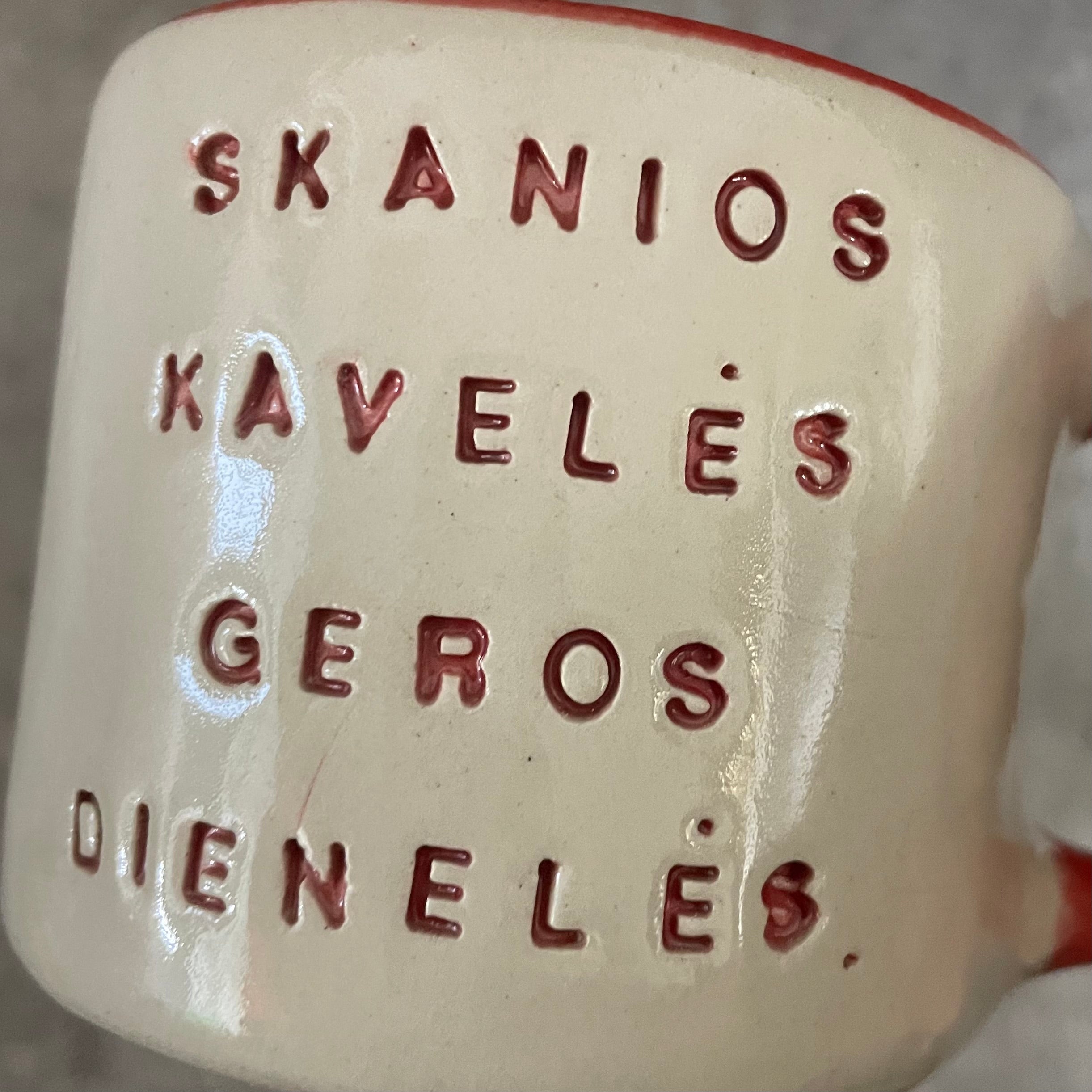 Colored mug SKANIOS KAVELĖS