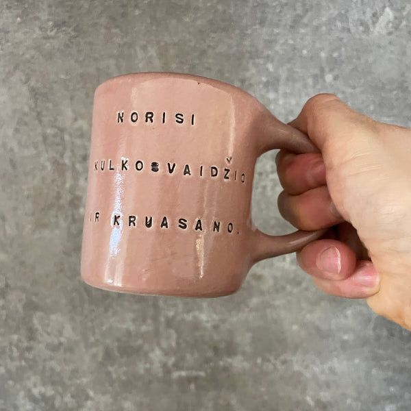 Mug with funny phrase in Lithuanian