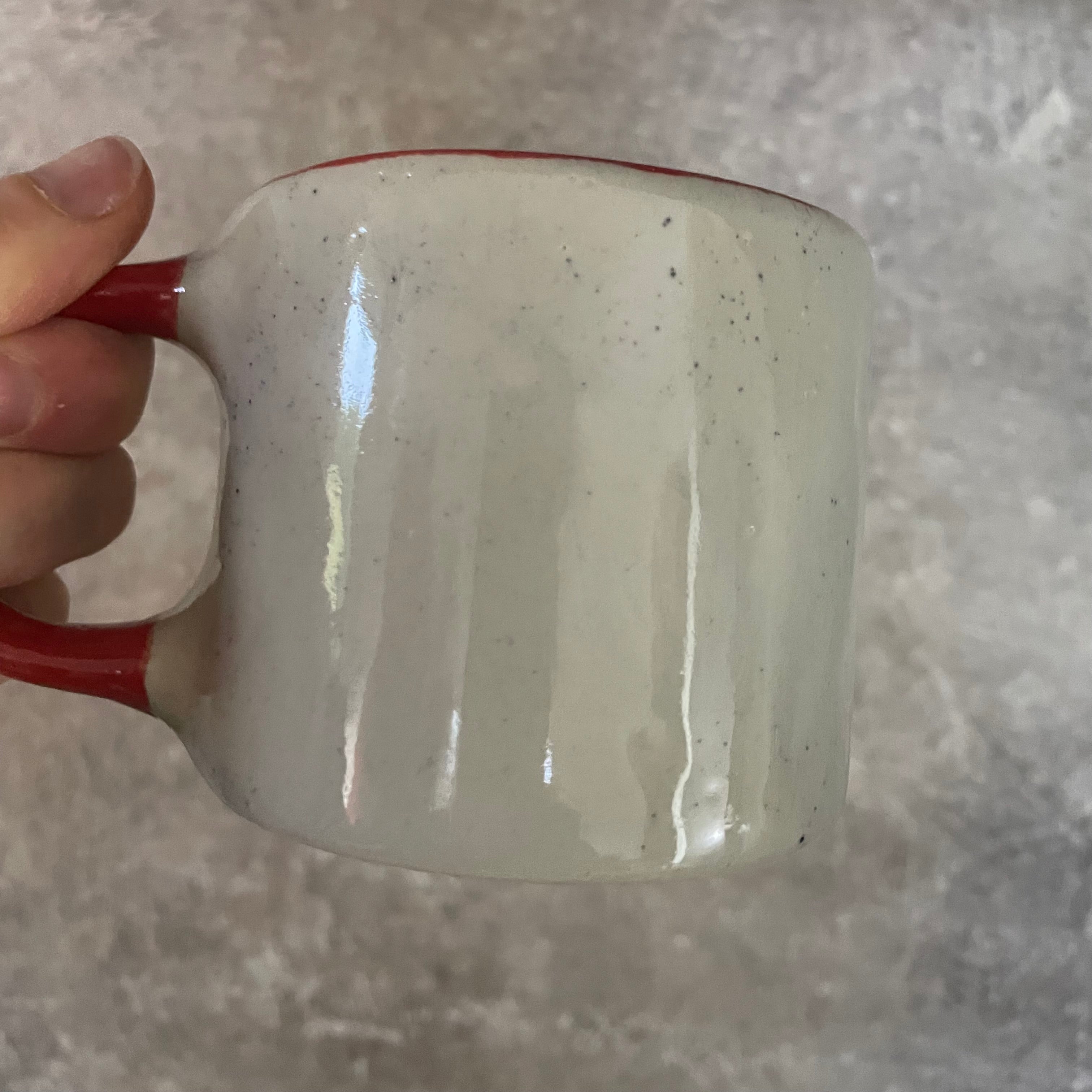 Colored mug DARYK IR PADARYSI