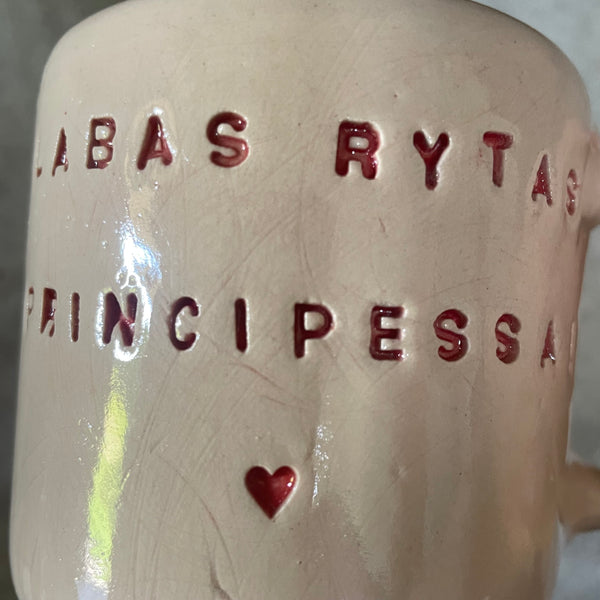 Puodelis princesei