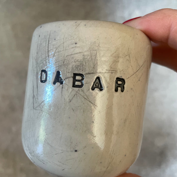 Du maži puodeliai DABAR ir ČIA